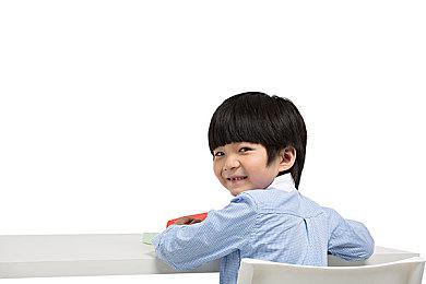 《龙之信条2》Steam后台更新 或将推出试玩版